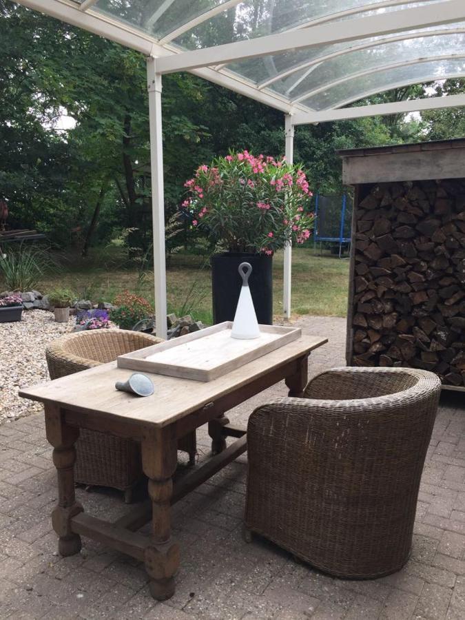 Beej Potters Bed & Breakfast Weert Exterior photo