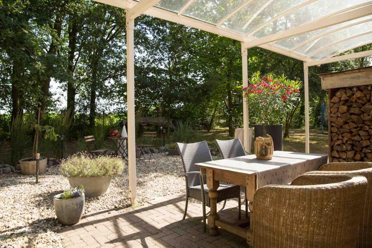 Beej Potters Bed & Breakfast Weert Exterior photo